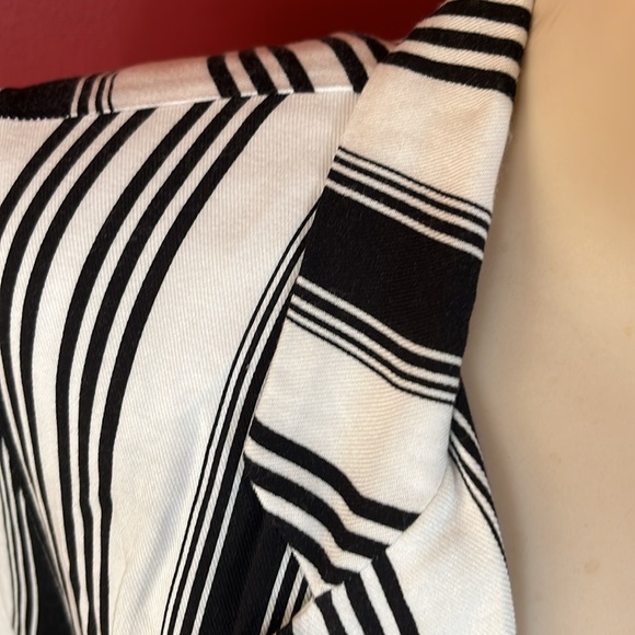 Like new Forever 21 black, and white striped double breasted jacket - Picture 2 of 14